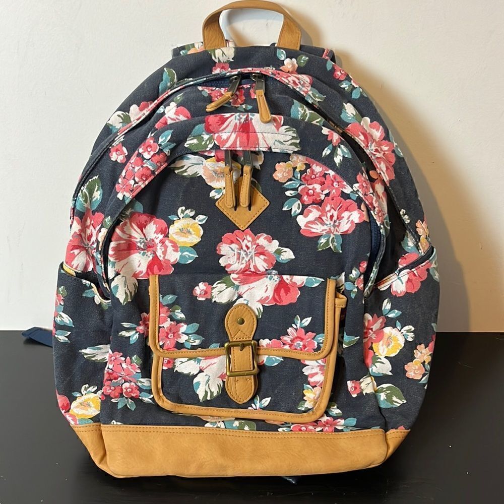 Pottery Barn Teen Northfield Pool Full Bloom Recycled Backpacks